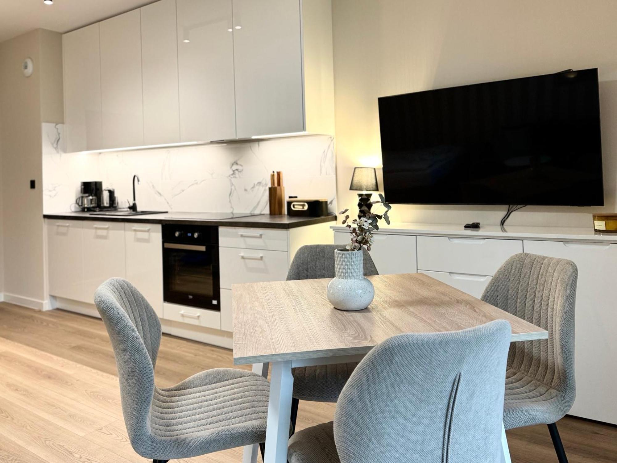 Apartamenty Florina Q4Apartments เวบา ภายนอก รูปภาพ